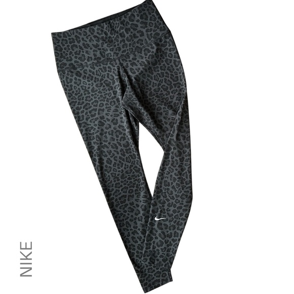 NIKE | NWOT DRI FIT ONE ANIMAL PRINT HIGH-RISE LEGGINGS BLACK & GRAY | MEDIUM - Picture 1 of 10